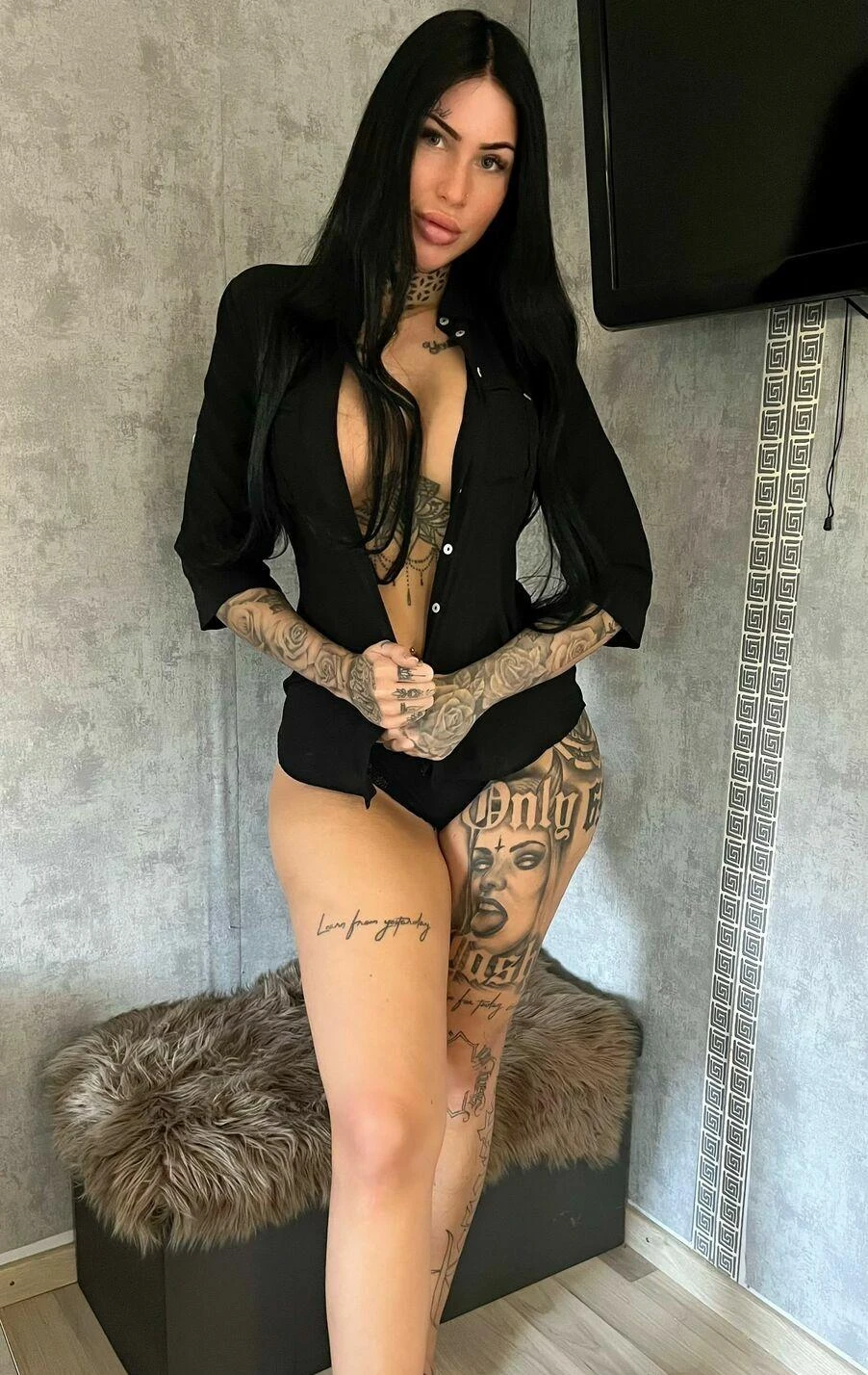 Vanessa — 3 / 4