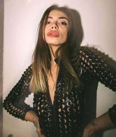 Lady Xenia im Laufhaus 109 — 2 / 4