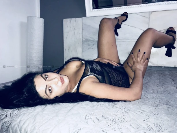 Diana Kurzzeitig — 1 / 5