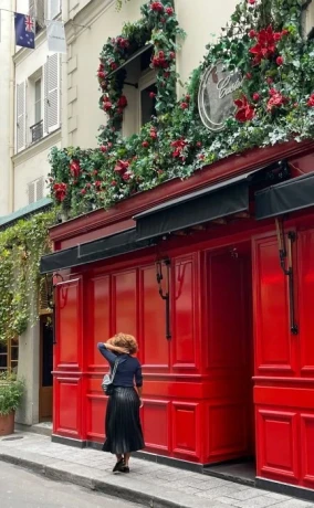 Belle Fontaine — 3 / 5