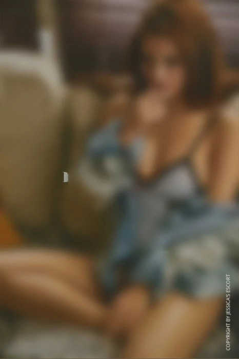 Laureen Escort Lugano — 2 / 4