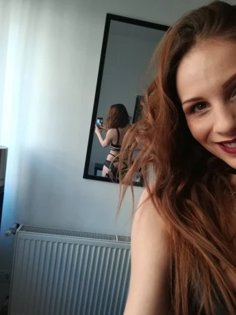 Christina Aguilera — 5 / 7