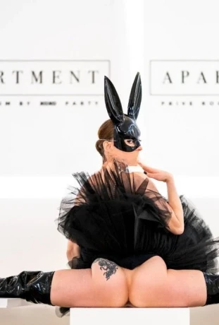 Nadine Belle Pornstar — 9 / 13