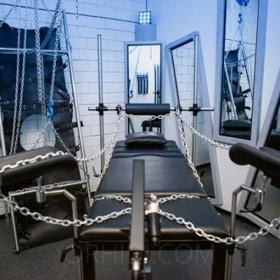 HERZLICH WILLKOMMEN IN DER VILLA TBZ! Bizarrstudio, Escort, Esslingen