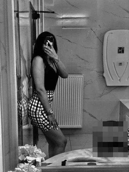 Bella357 — 2 / 6