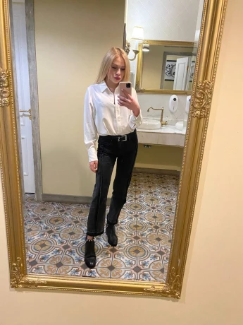 Юлия — 10 / 11