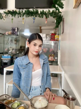 Chelsea Sexy — 6 / 8