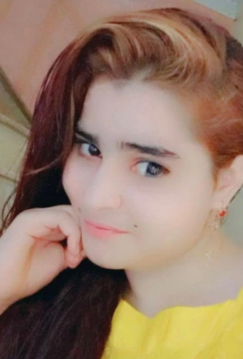 Damini, Escort, Riffa