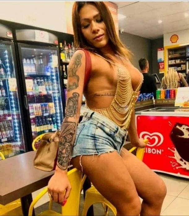 Sarah TS — 3 / 4