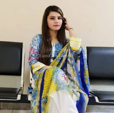 Ananya Shaikh — 3 / 6