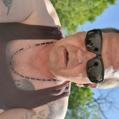 Juppjummi, Escort, Koln