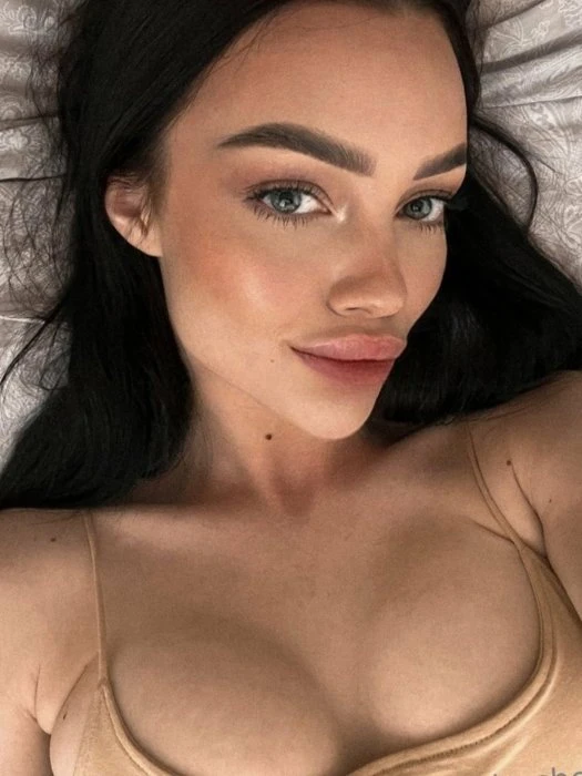 Tasha — 3 / 5