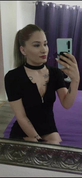 Ella 22j Hot 24h Ganz Privat — 3 / 6
