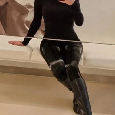 Laura 12, Escort, Berlin