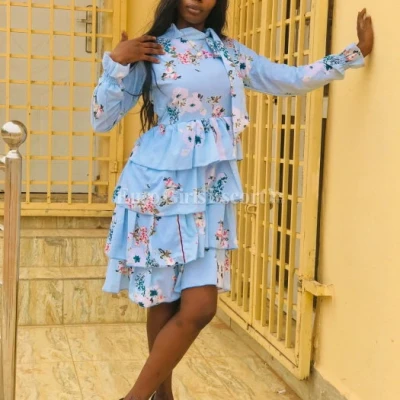 Helen George, Escort, Al Wukayr