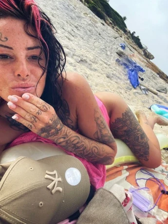 Deutsche Roxy Jay — 6 / 9