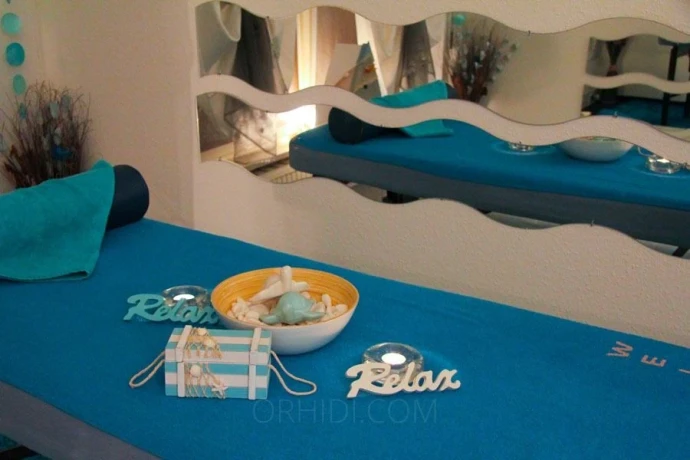 MASSAGE-WELTEN — 5 / 9