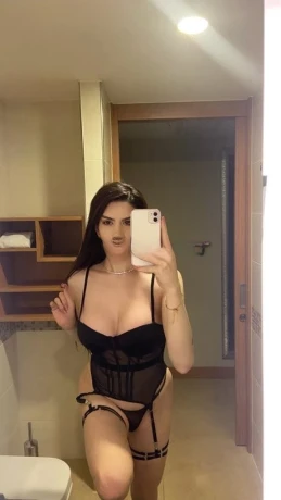 Nisa Serez — 7 / 12