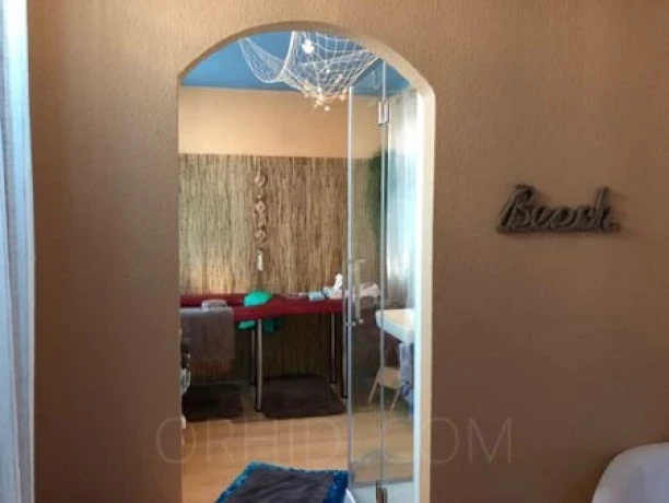 TRAUM & ZEIT MASSAGE — 4 / 14