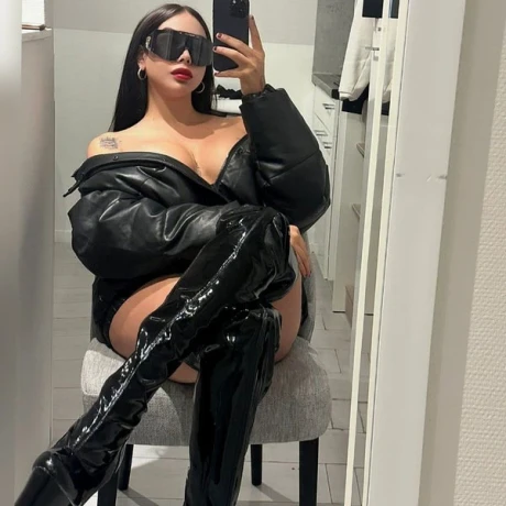 TS Anastasia  Braun — 3 / 18