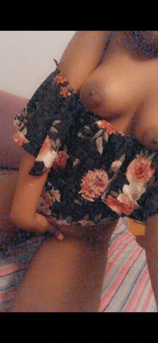 Kiki 69 — 6 / 12