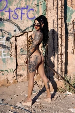 Ts Tiffani — 9 / 12