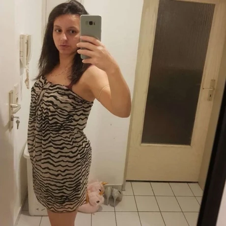 Elisa122 — 12 / 18