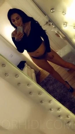 Deutsche Gina — 10 / 17