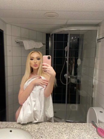 Николь — 1 / 46