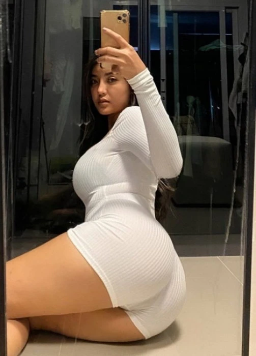 Andi Doll — 4 / 5