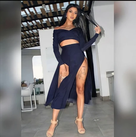 Alessandra Venus — 6 / 12