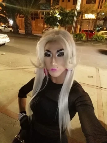 Nicole Eros — 2 / 6