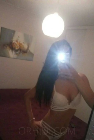 Renata GFE — 4 / 5