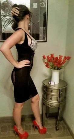 Lilli - Freizügige Stripperin — 1 / 5