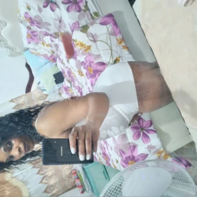 Gloria, Escort, Al Farwaniyah