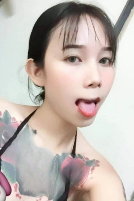 Madai, Escort, Pattaya