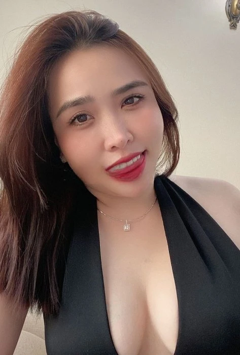 Linda — 3 / 5