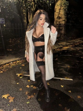 Isabella Fontana — 4 / 12