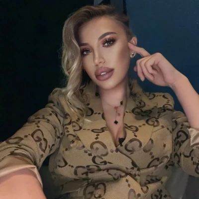 Kristina, Escort, Shanghai