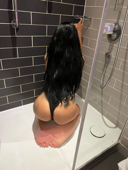 Lina — 3 / 12