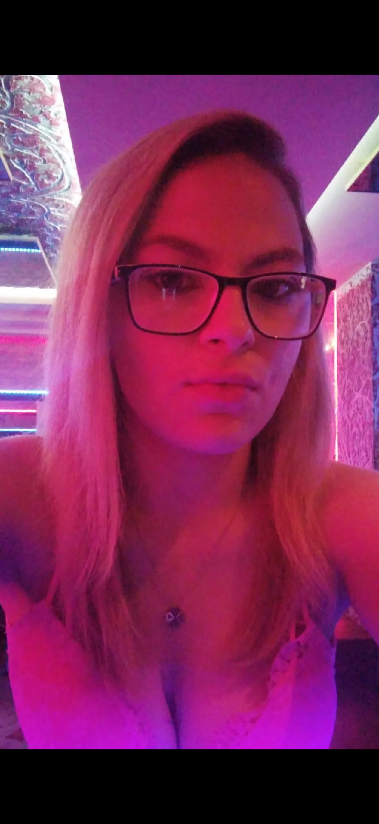 Jasmin — 4 / 5