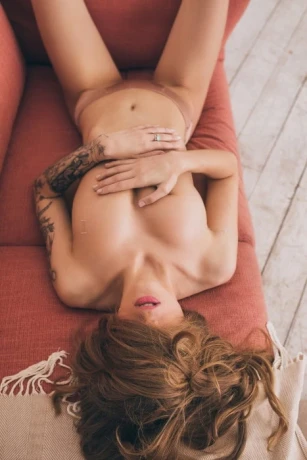 Aurora Beilinson — 6 / 7