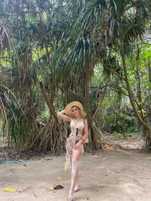 Kristina — 4 / 12