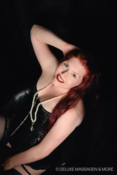 Amelie Bei Deluxe Massage More, Escort, Saarbrucken