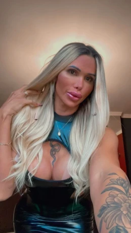 Nikole Jolie — 8 / 12