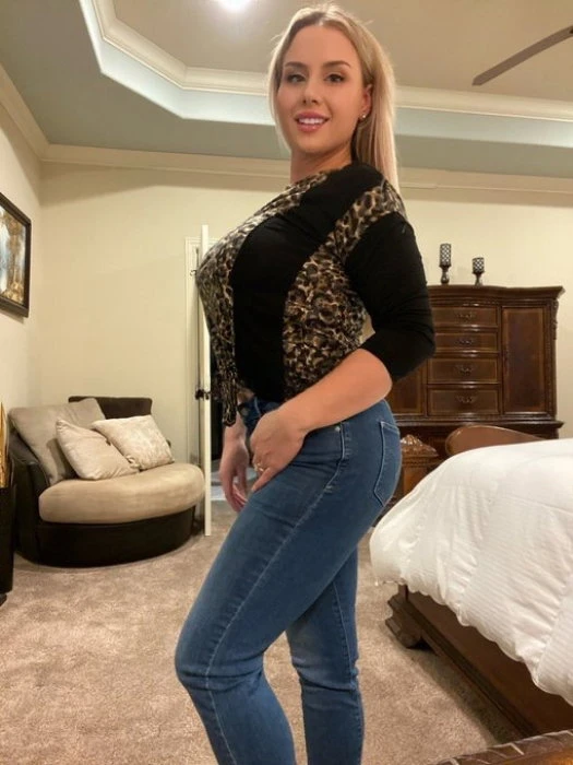 Leatie, Escort, Antwerpen