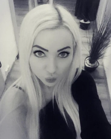 Deutsche Dame Fur Neuanfanger Echtprivatdiskret — 9 / 22