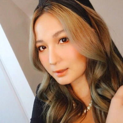 Savannah, Escort, Singapore