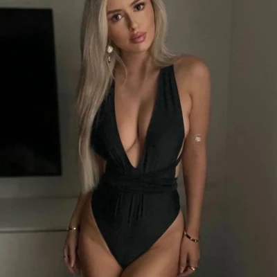 Tuva, Escort, Paris