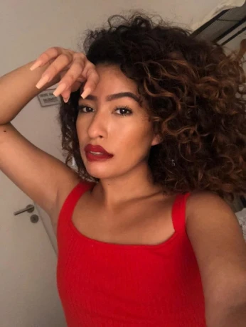 Vicky Bombom — 4 / 6